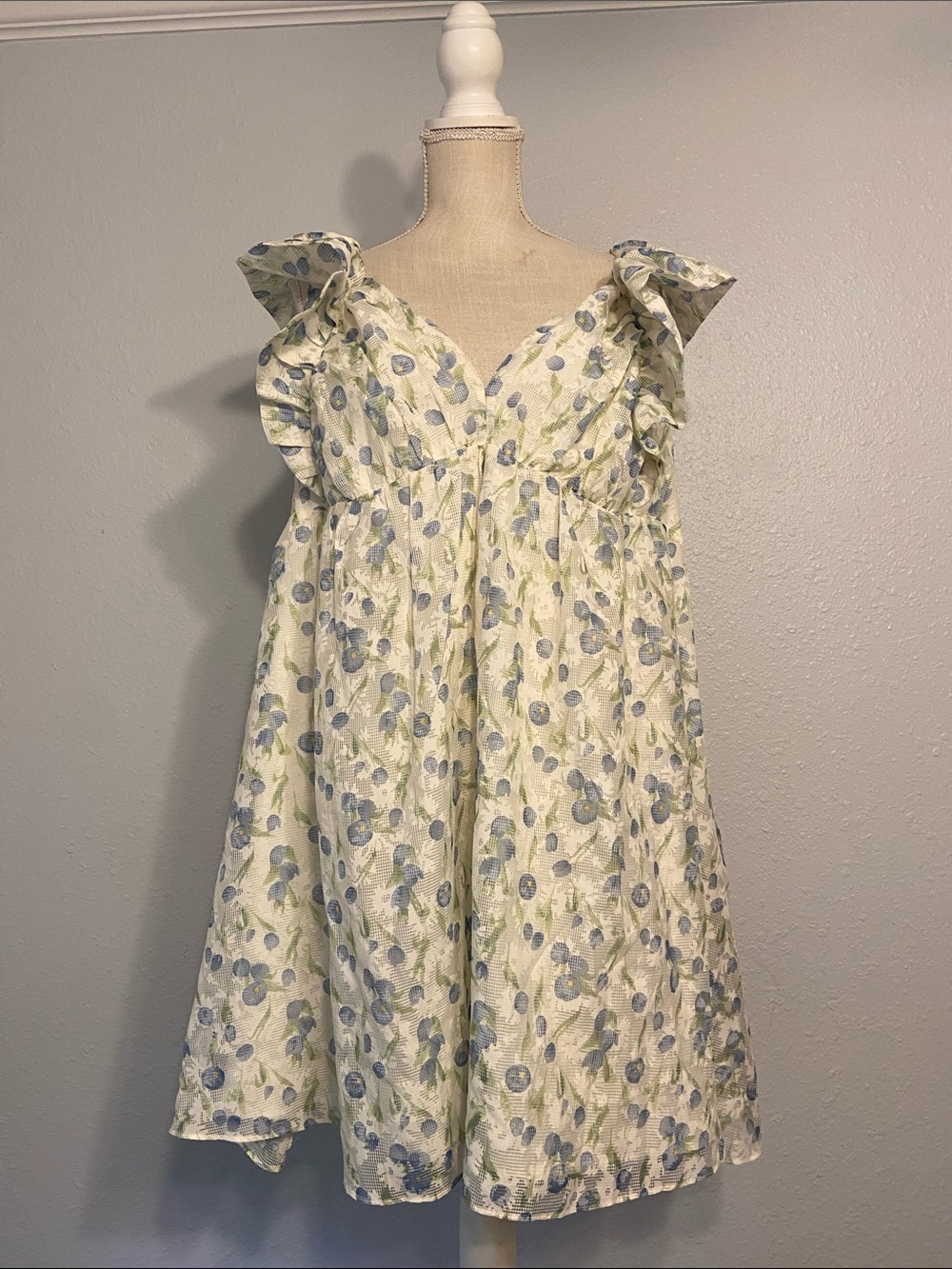 Arula White & Blue Floral Print Chic Ruffle Tie Back Mini Dress Size C 22-24
